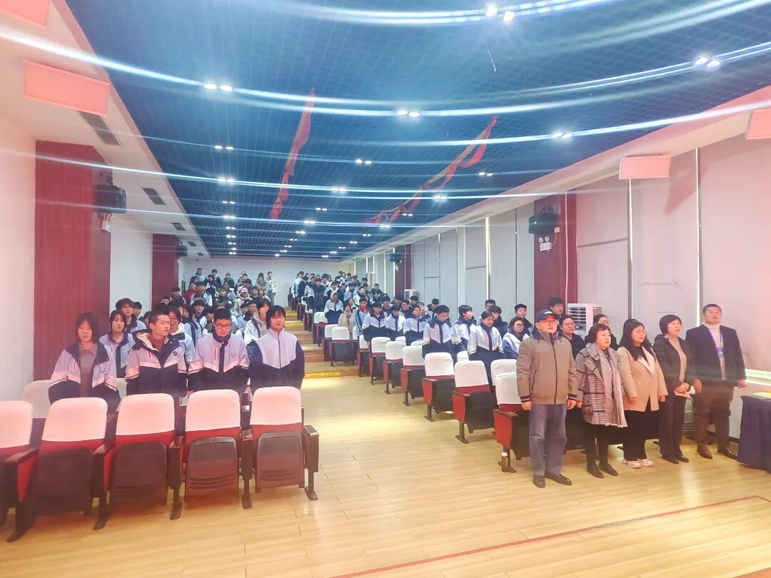 xuesheng-1-1.jpg 微信图片_20250221151324.jpg